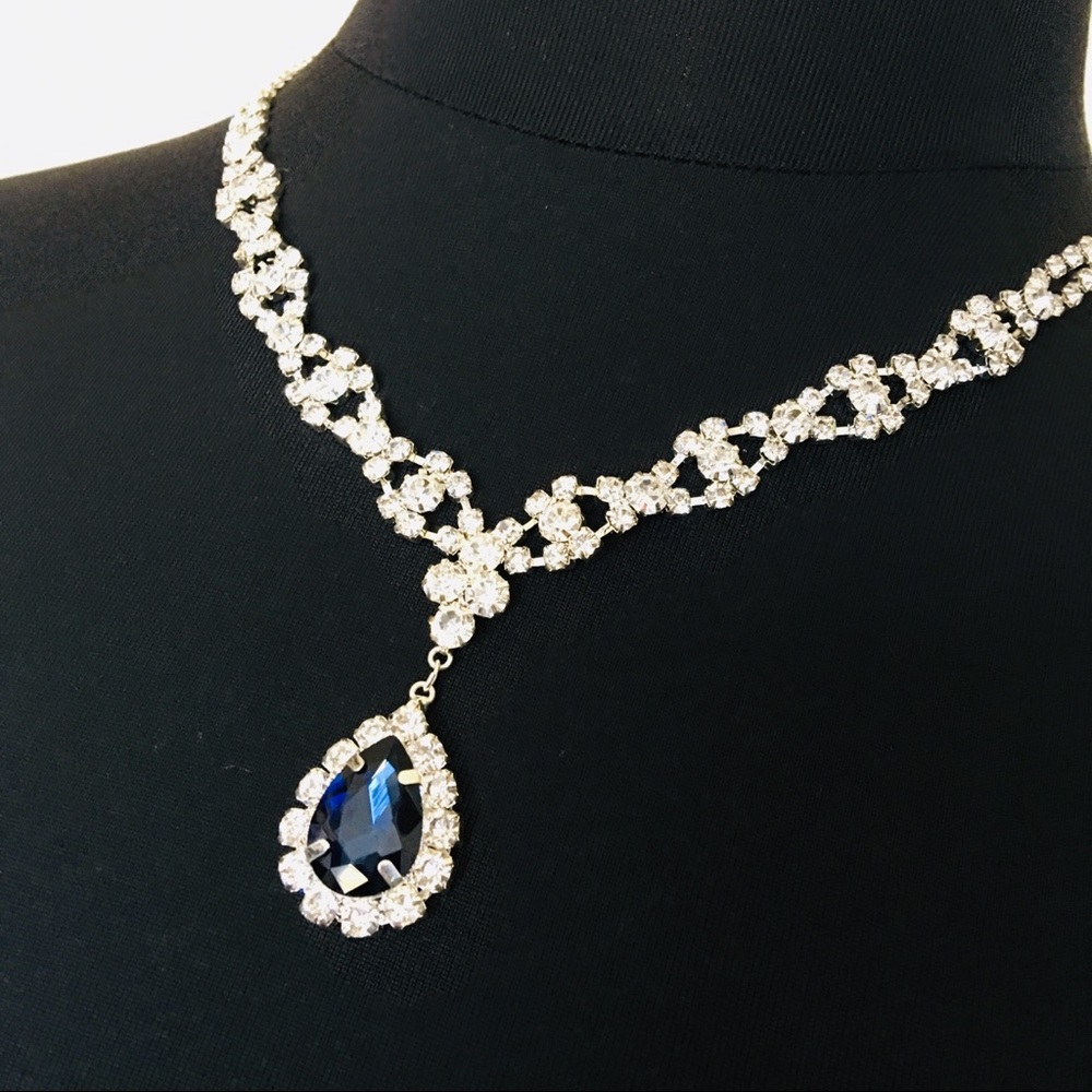Vieste Blue Tear Drop Necklace NWT